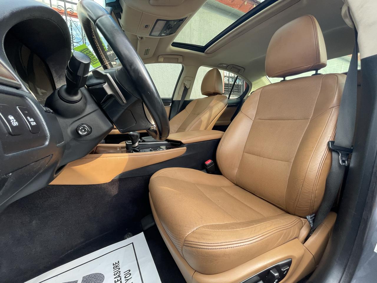 Lexus GS 350  2013