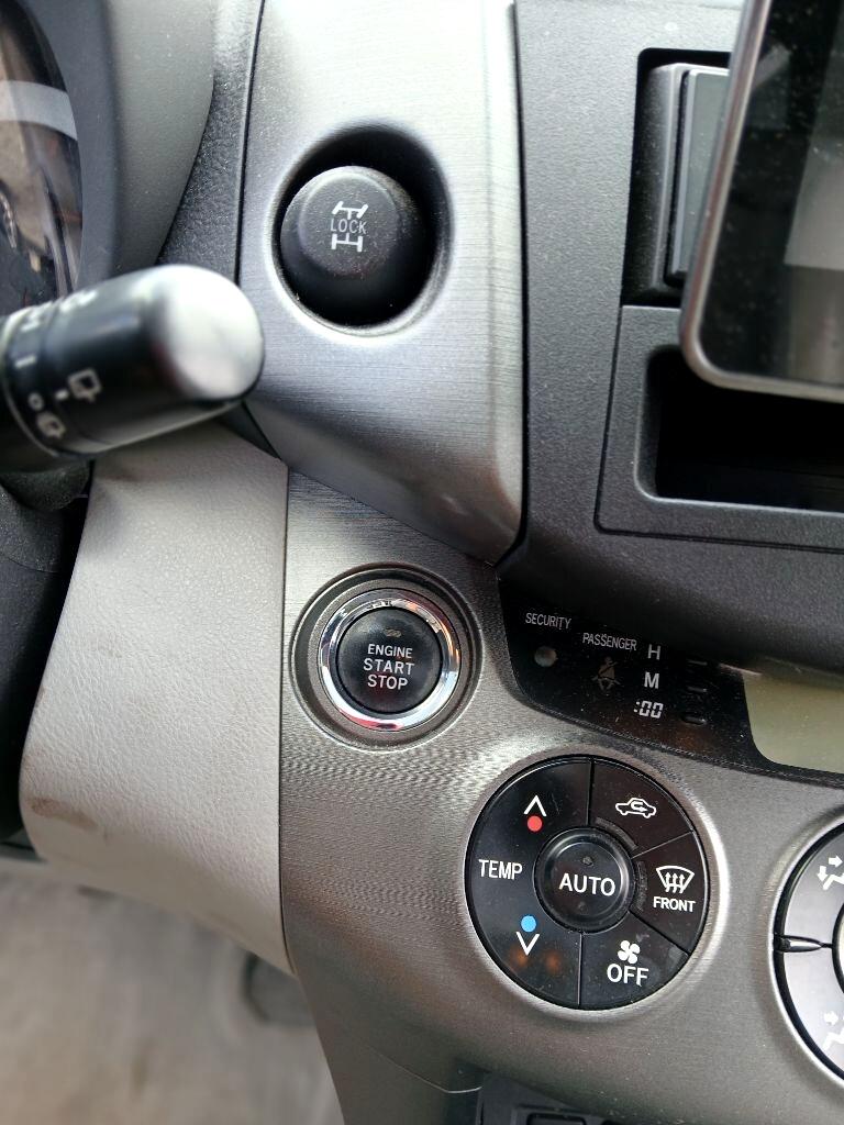 Toyota RAV4  2010 Toyota RAV4  2010