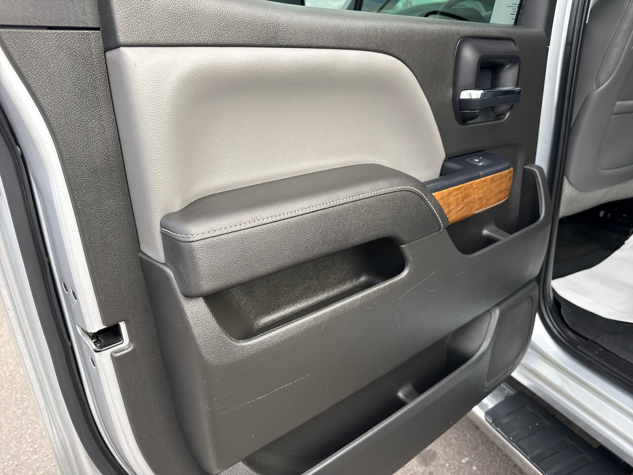 Chevrolet Silverado 1500 2LZ Crew Cab Long Box 4WD 2014