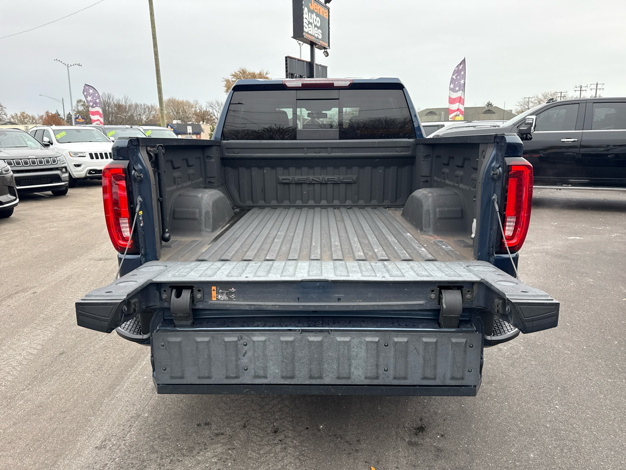 GMC Sierra 1500 Denali Crew Cab Long Box 4WD 2020