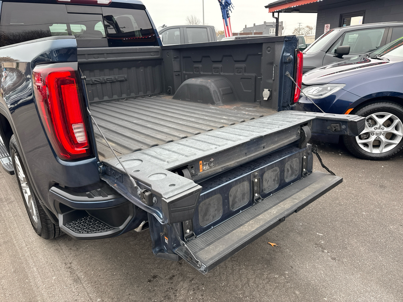 GMC Sierra 1500 Denali Crew Cab Long Box 4WD 2020