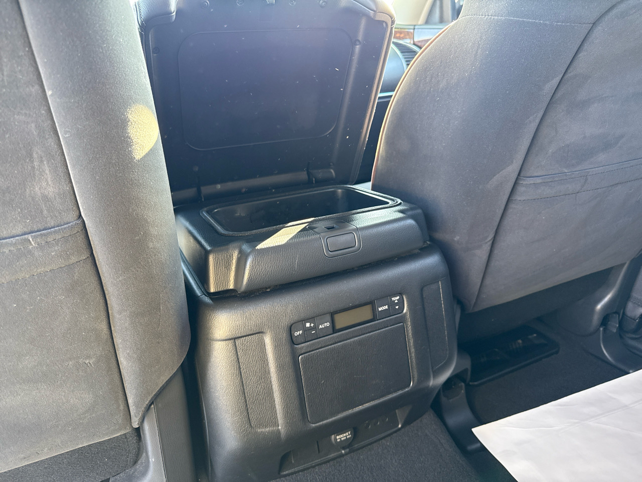 Nissan Armada Platinum AWD 2017