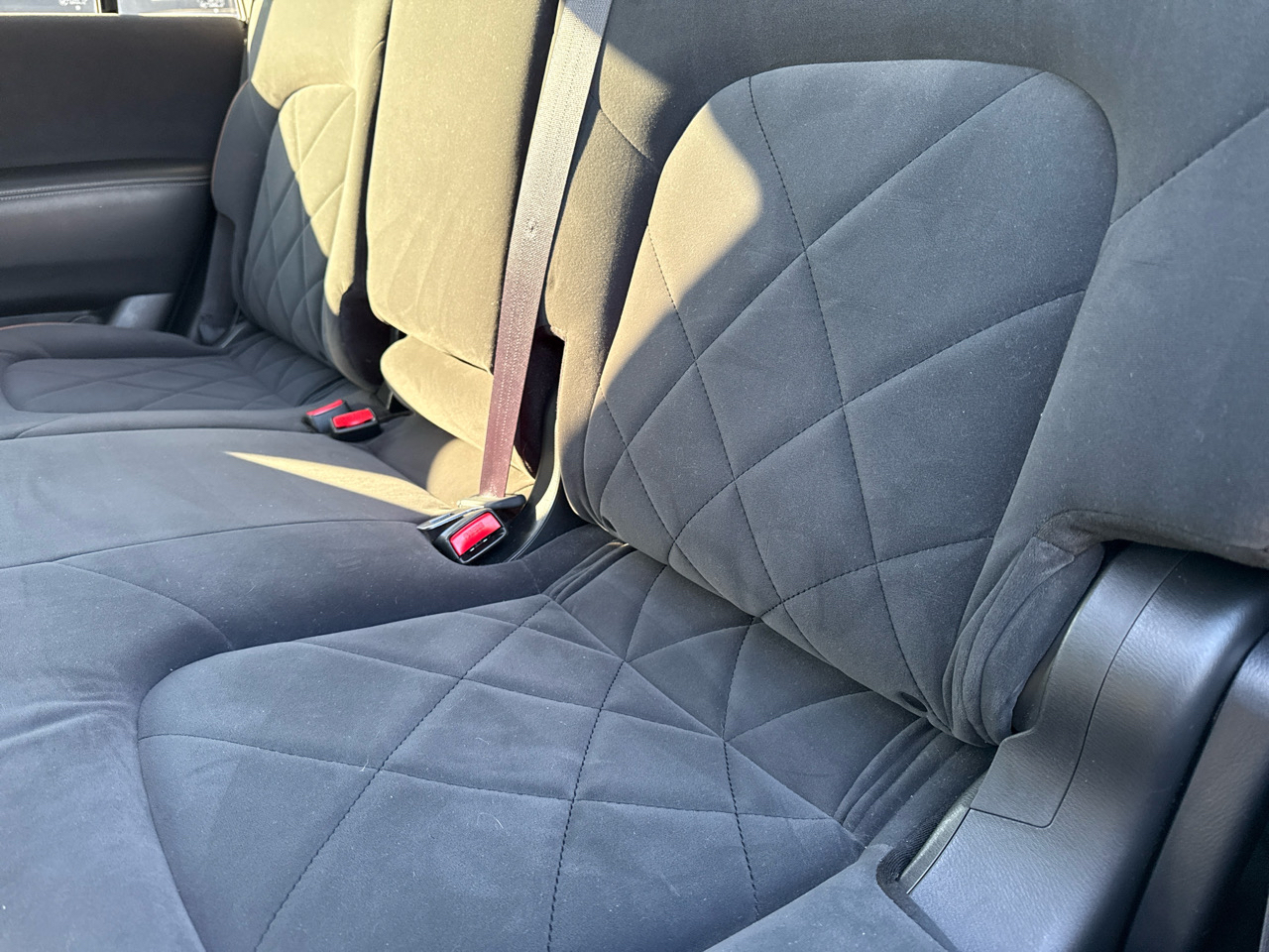 Nissan Armada Platinum AWD 2017