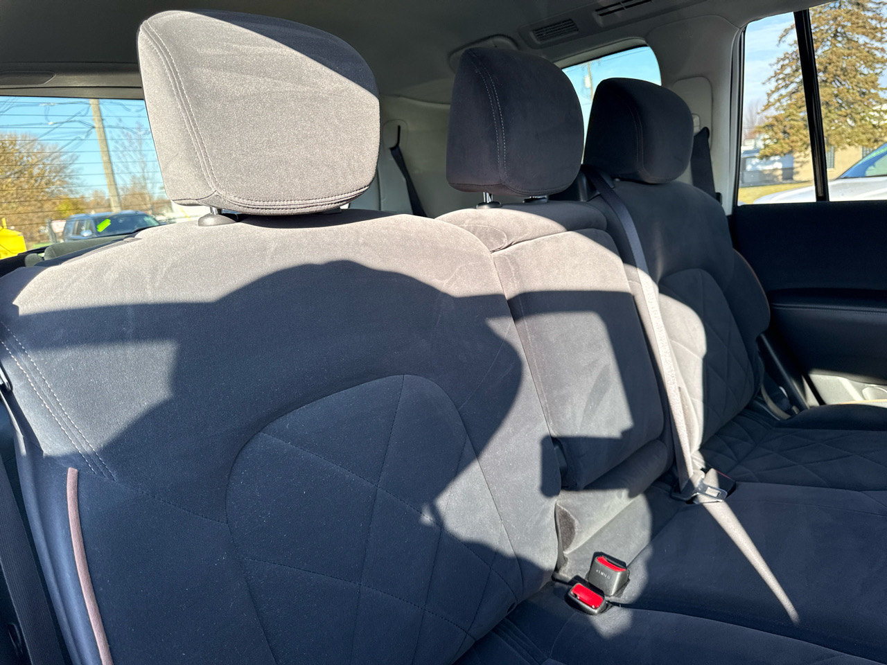 Nissan Armada Platinum AWD 2017