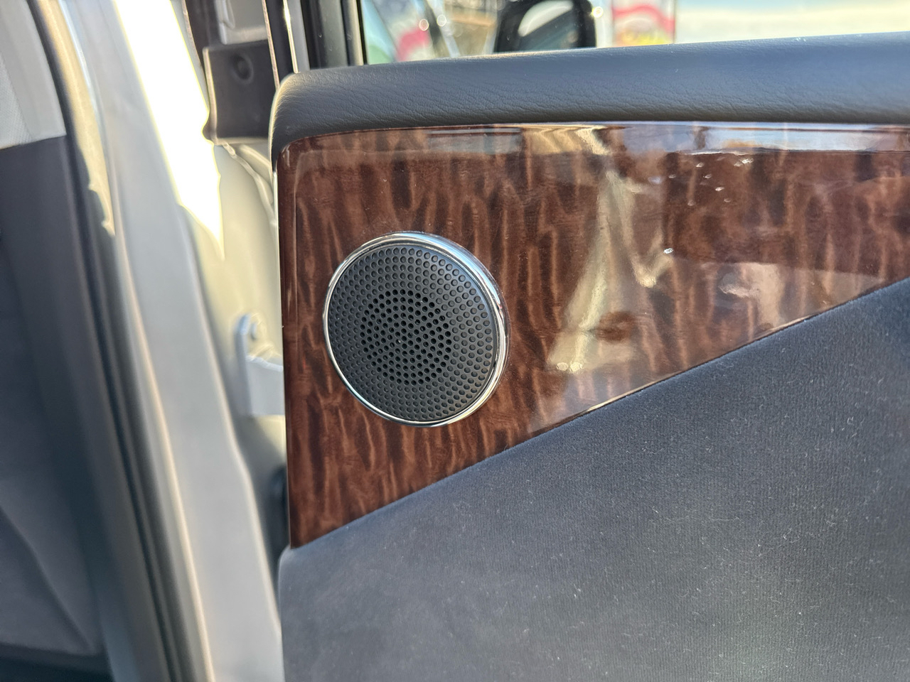 Nissan Armada Platinum AWD 2017