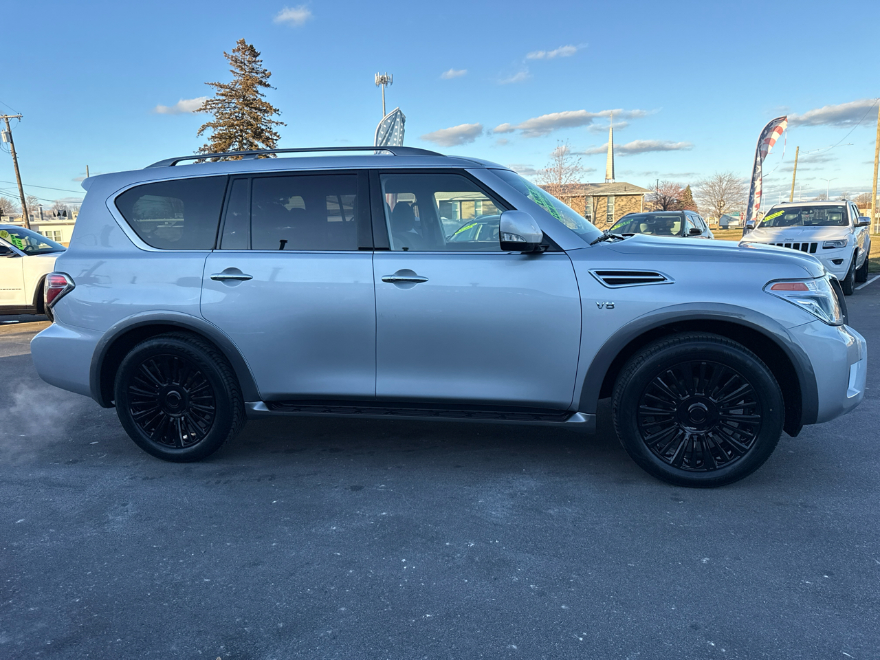 Nissan Armada Platinum AWD 2017