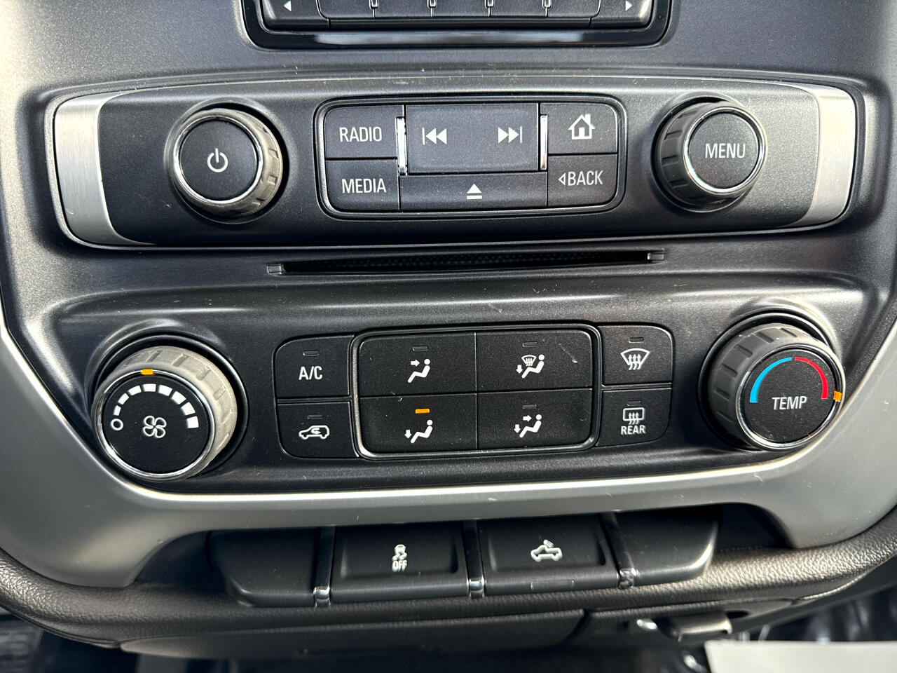 GMC Sierra 1500 SLE 4WD 2014