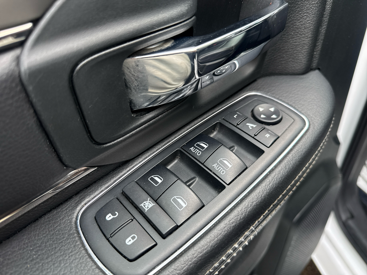 RAM 1500 Sport Crew Cab LWB 4WD 2018