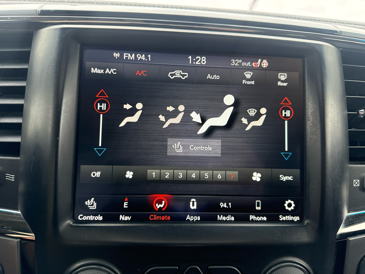 RAM 1500 Sport Crew Cab LWB 4WD 2018