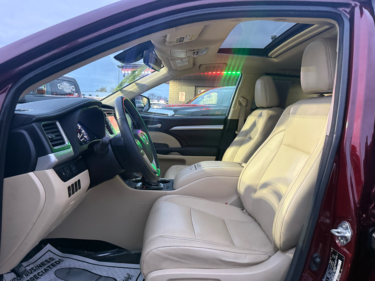 Toyota Highlander XLE AWD V6 2017