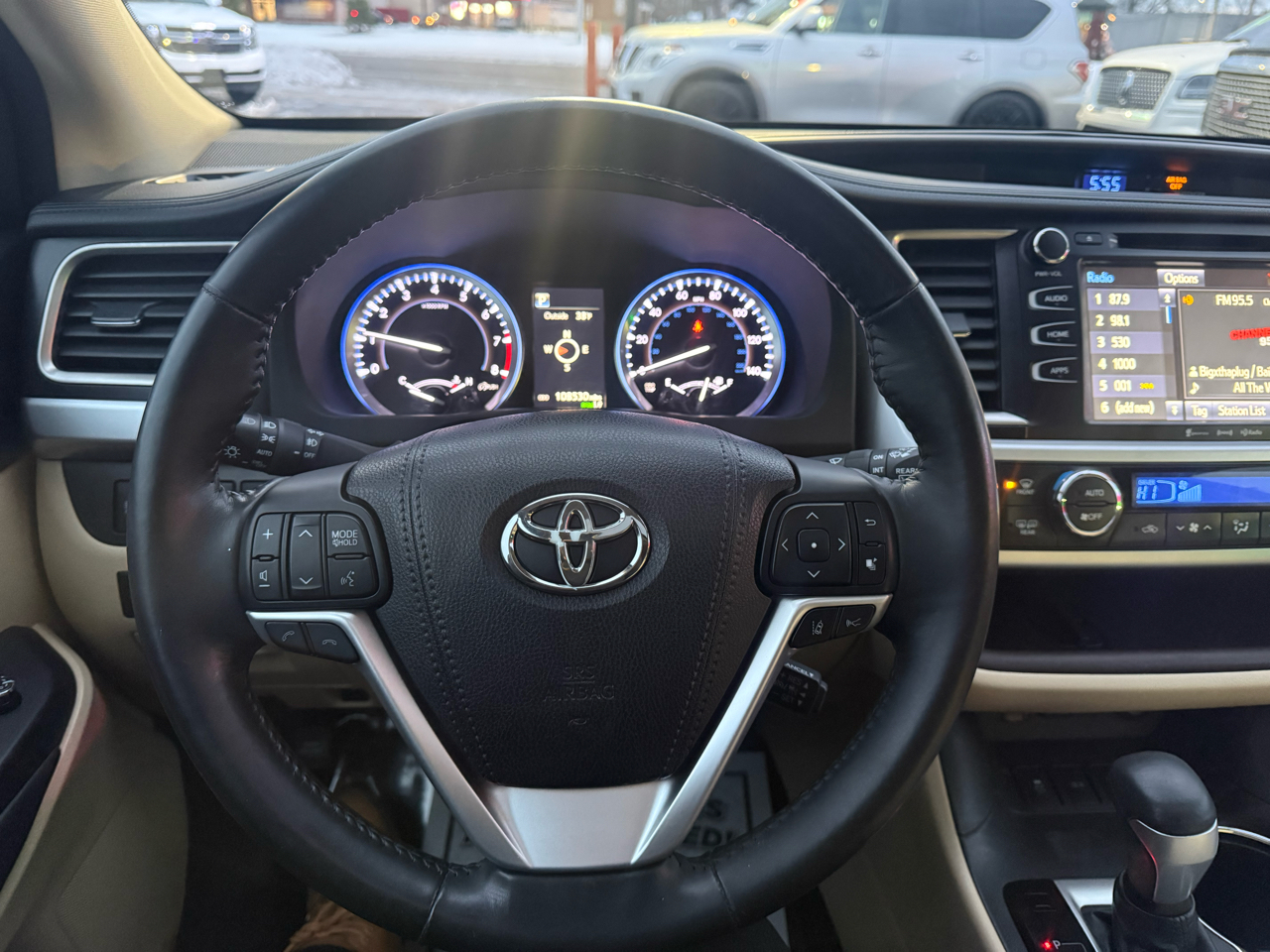 Toyota Highlander XLE AWD V6 2017