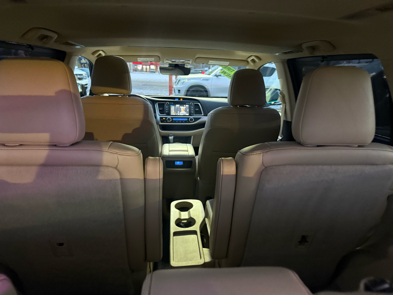 Toyota Highlander XLE AWD V6 2017