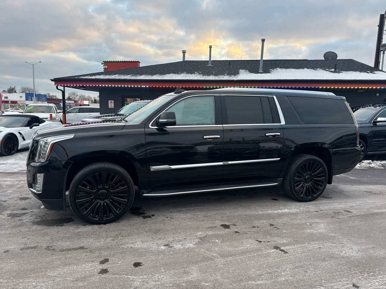 Cadillac Escalade ESV Premium 4WD 2016