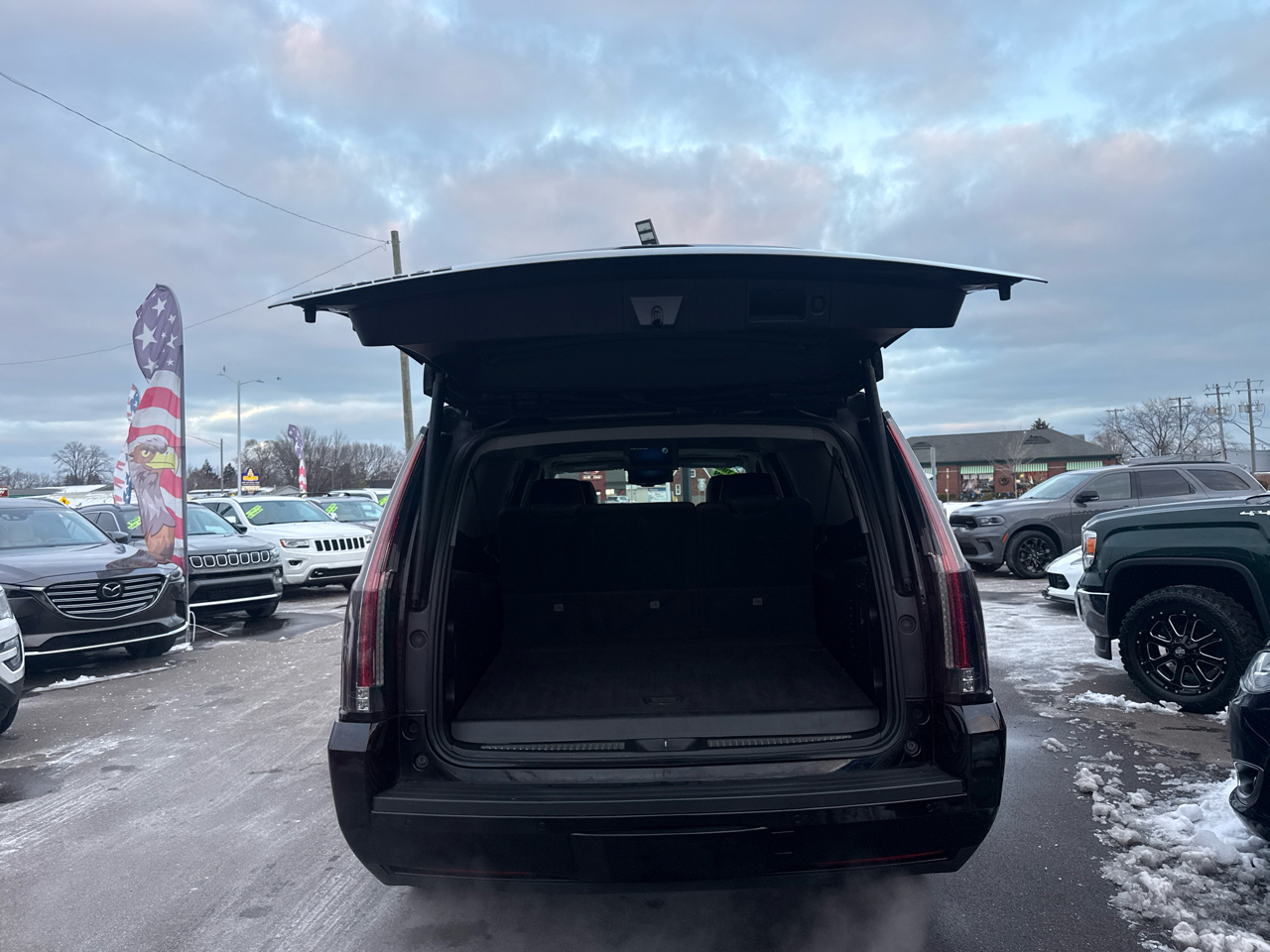 Cadillac Escalade ESV Premium 4WD 2016