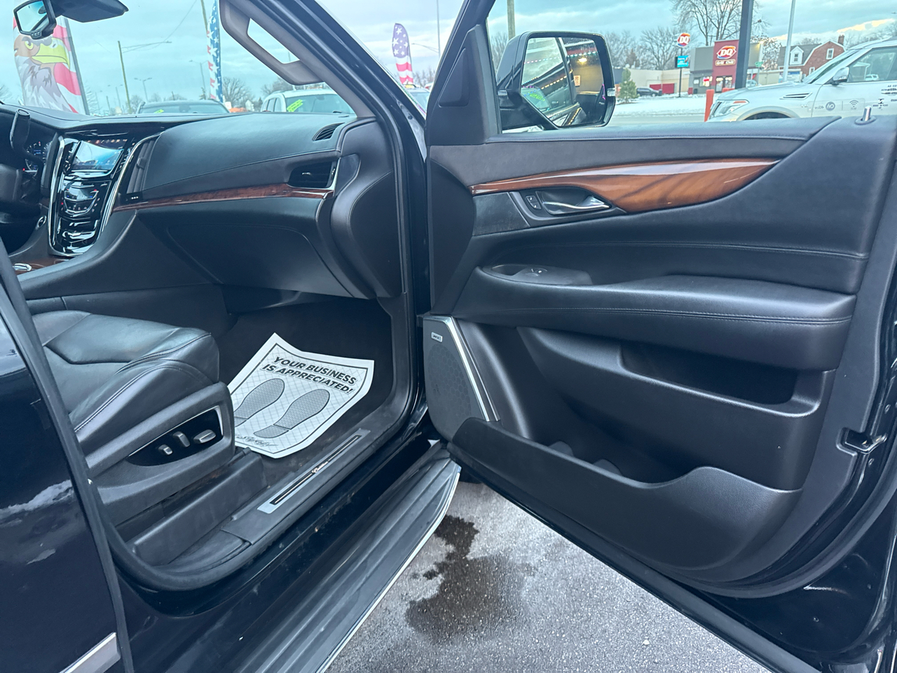 Cadillac Escalade ESV Premium 4WD 2016