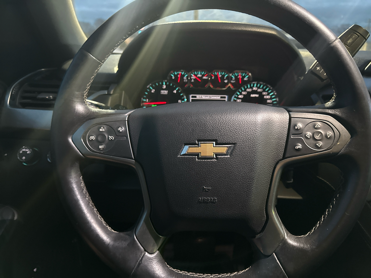 Chevrolet Suburban LT 4WD 2018