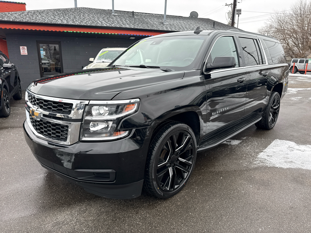 Chevrolet Suburban LT 4WD 2018