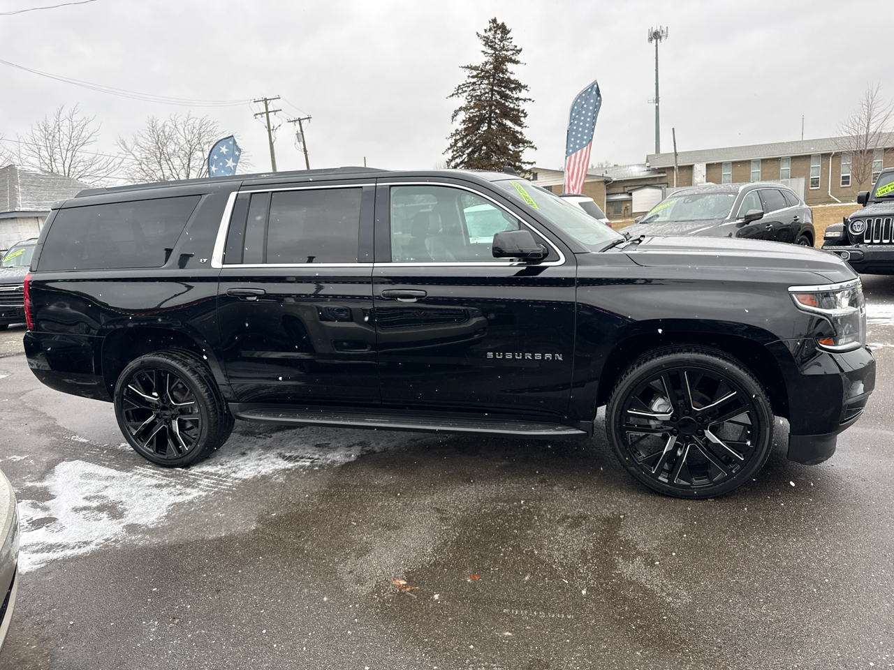 Chevrolet Suburban LT 4WD 2018