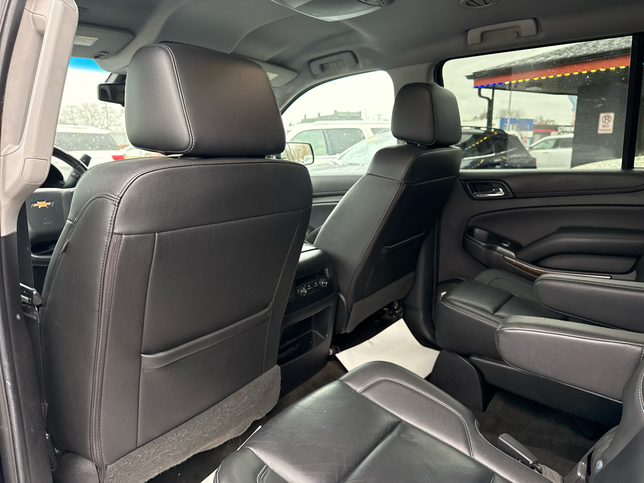 Chevrolet Suburban LT 4WD 2018