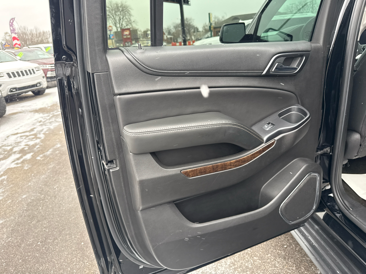 Chevrolet Suburban LT 4WD 2018