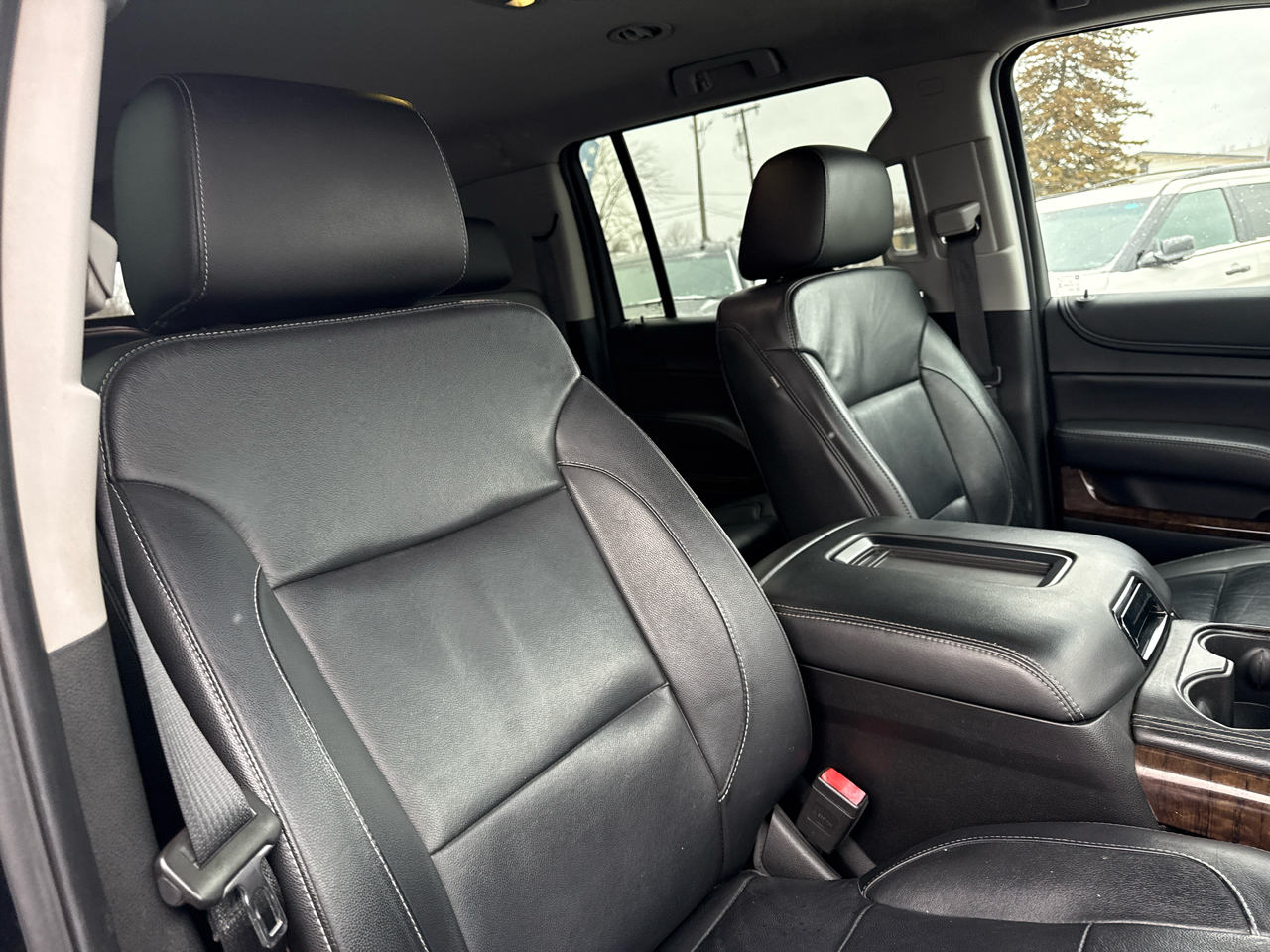 Chevrolet Suburban LT 4WD 2018