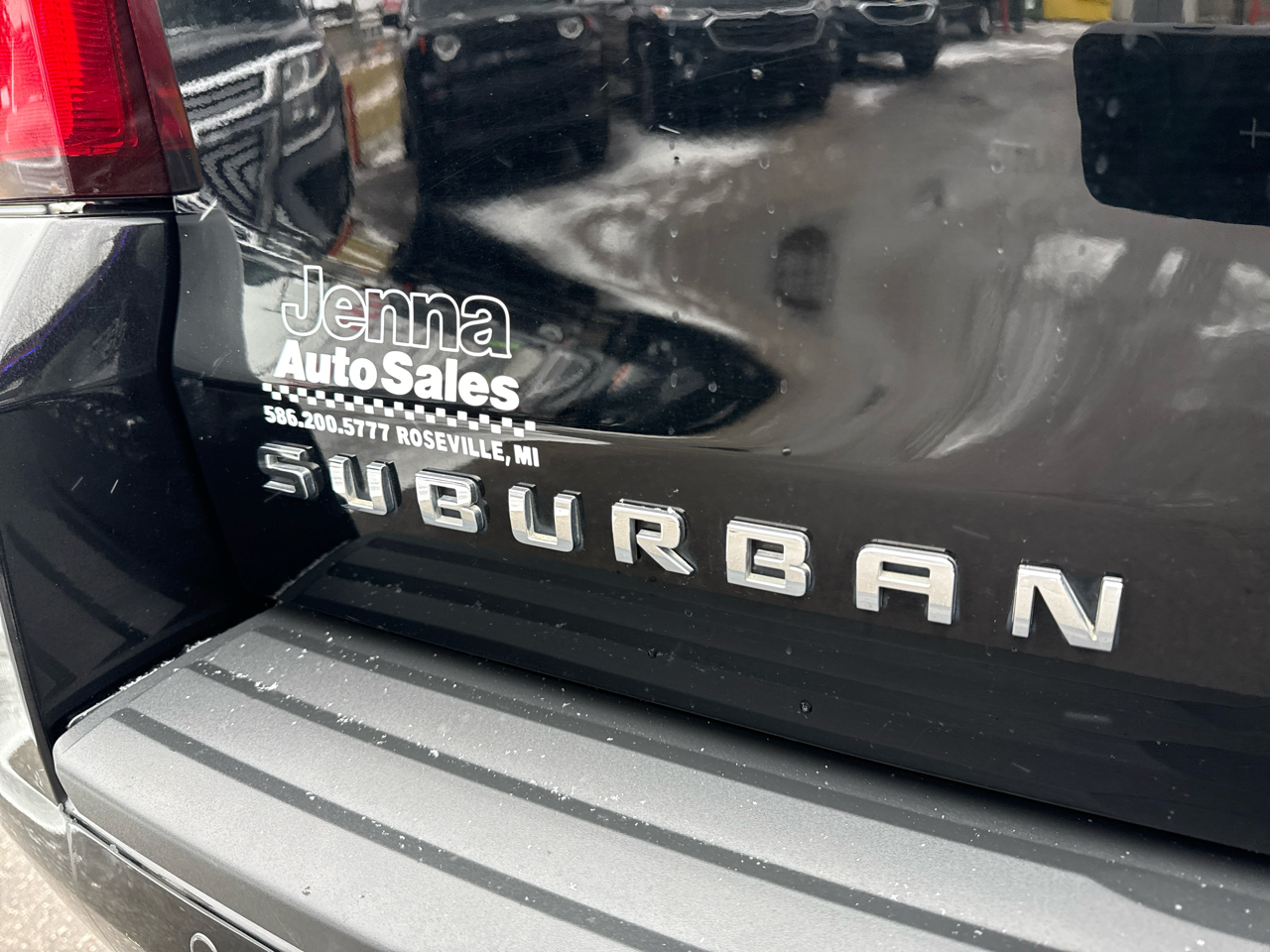 Chevrolet Suburban LT 4WD 2018