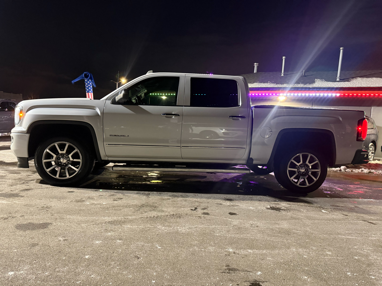 GMC Sierra 1500 Denali Crew Cab Long Box 4WD 2016