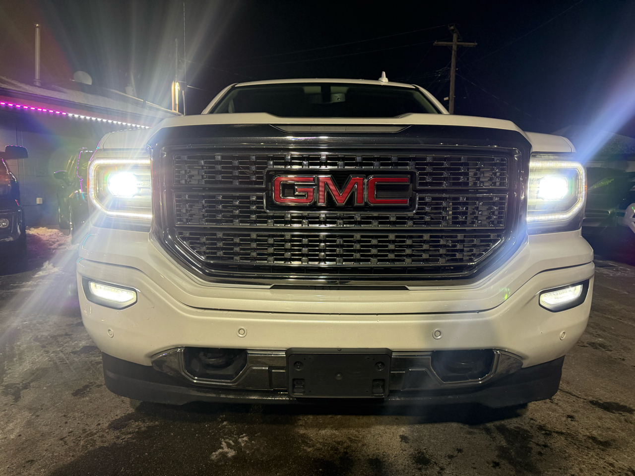 GMC Sierra 1500 Denali Crew Cab Long Box 4WD 2016