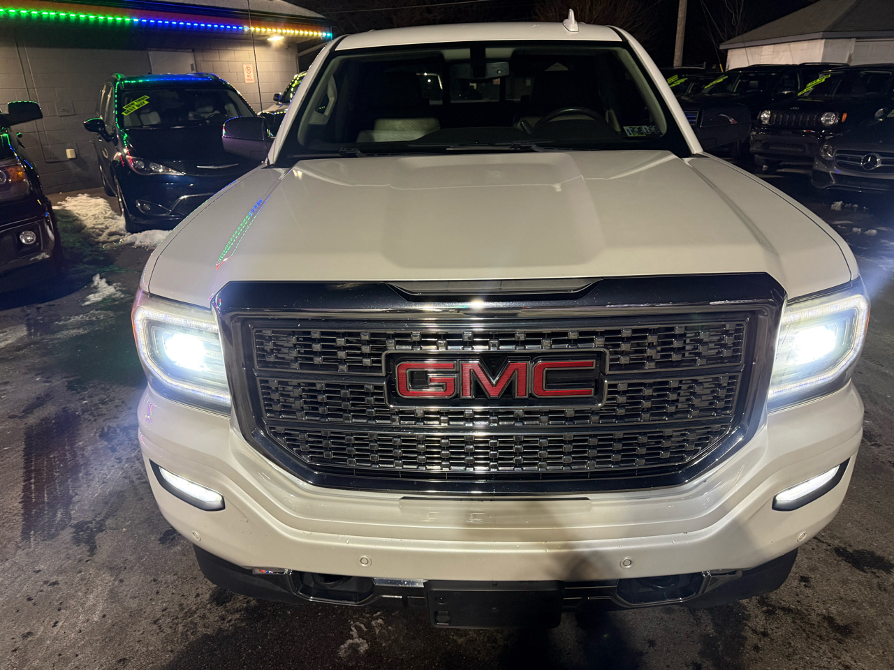 GMC Sierra 1500 Denali Crew Cab Long Box 4WD 2016