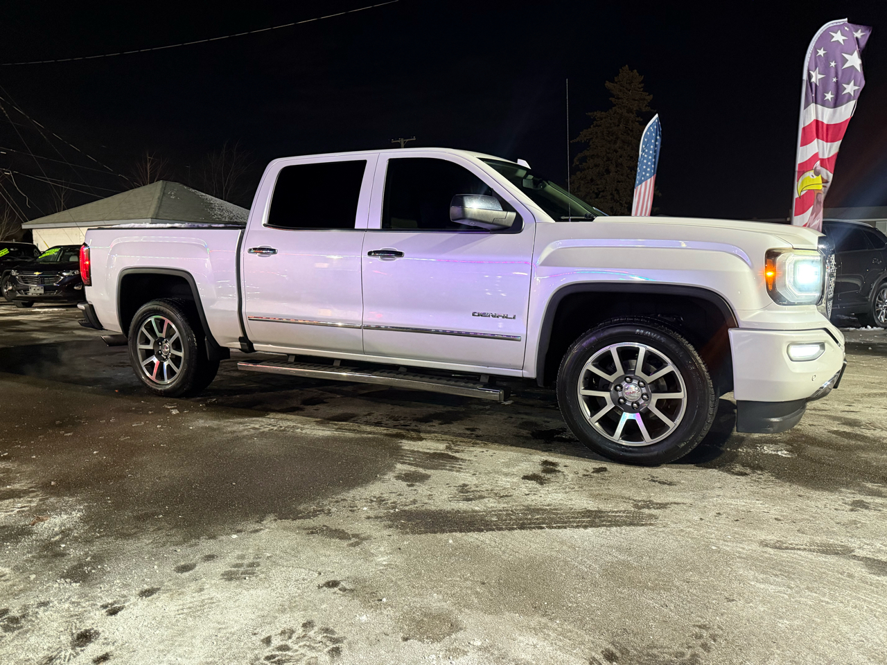 GMC Sierra 1500 Denali Crew Cab Long Box 4WD 2016
