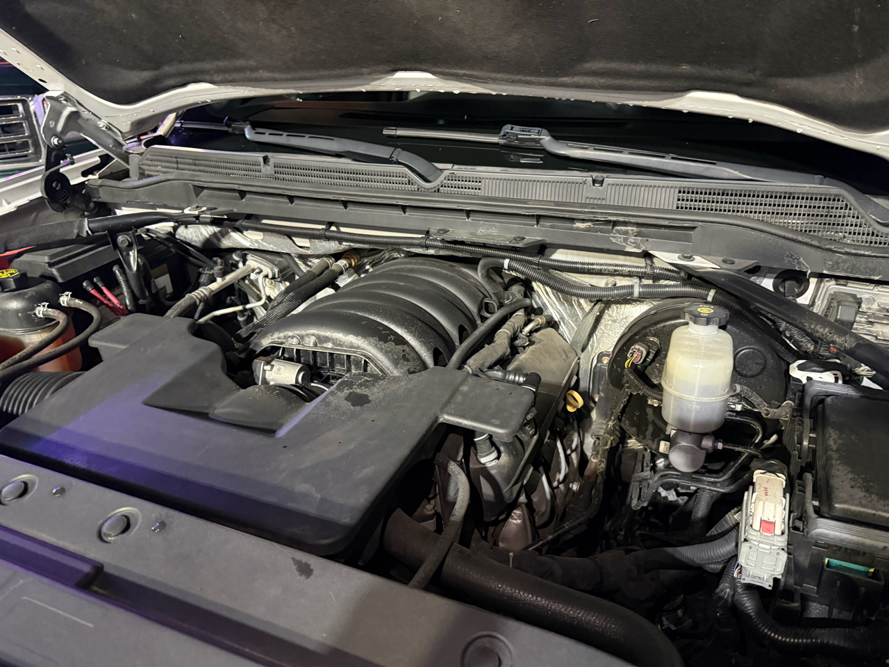 GMC Sierra 1500 Denali Crew Cab Long Box 4WD 2016