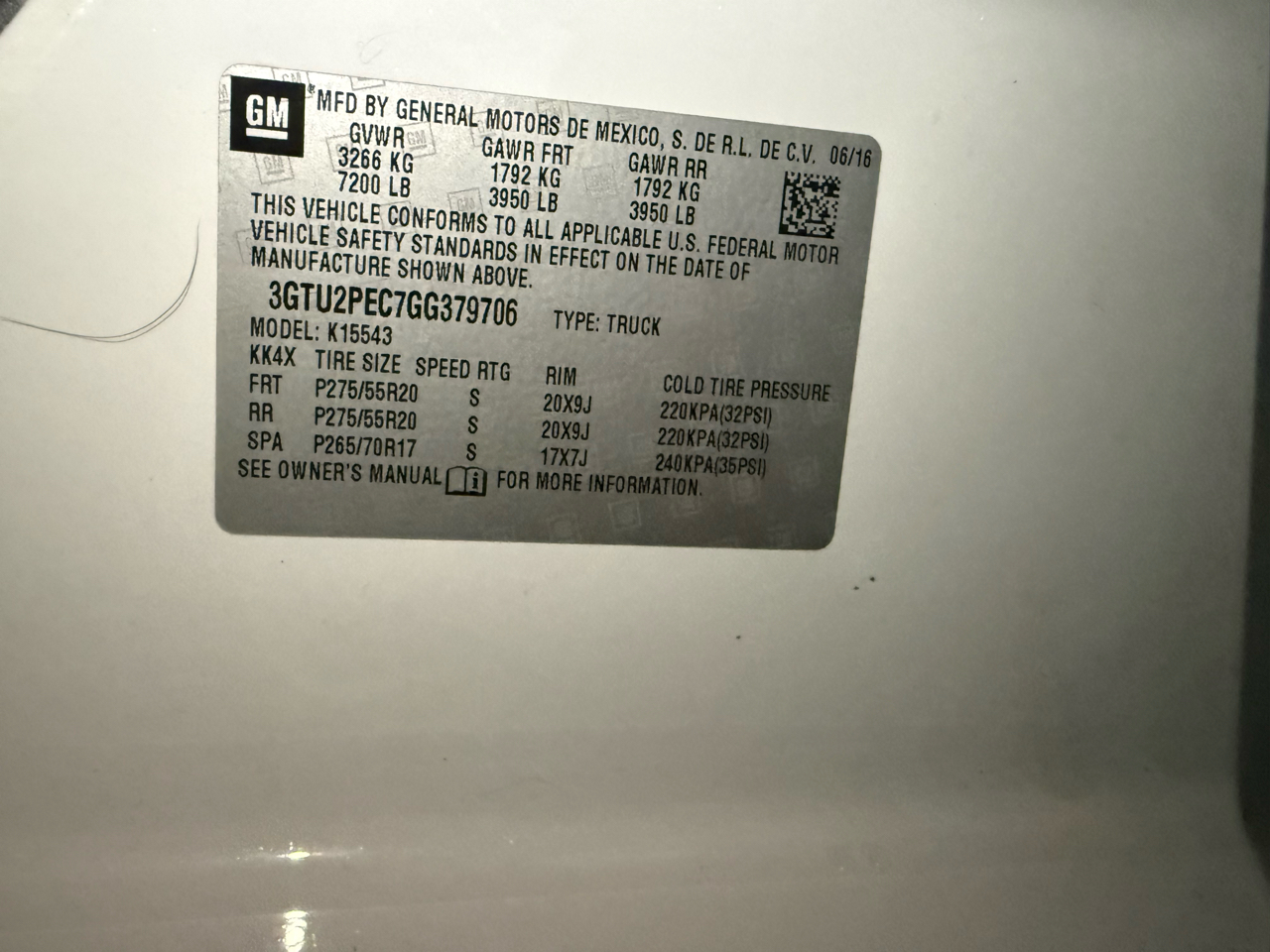 GMC Sierra 1500 Denali Crew Cab Long Box 4WD 2016