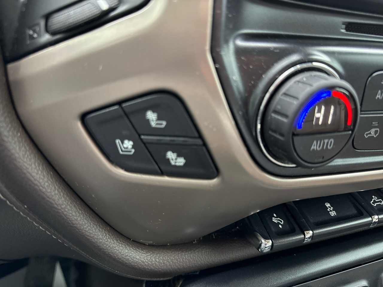 GMC Sierra 1500 Denali Crew Cab 4WD 2016