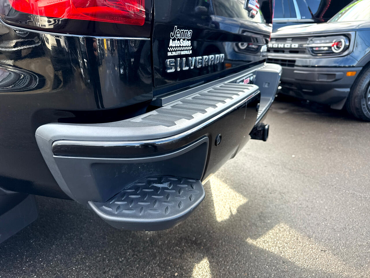 Chevrolet Silverado 1500 High Country Crew Cab 4WD 2015