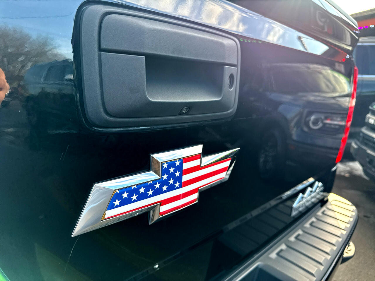 Chevrolet Silverado 1500 High Country Crew Cab 4WD 2015