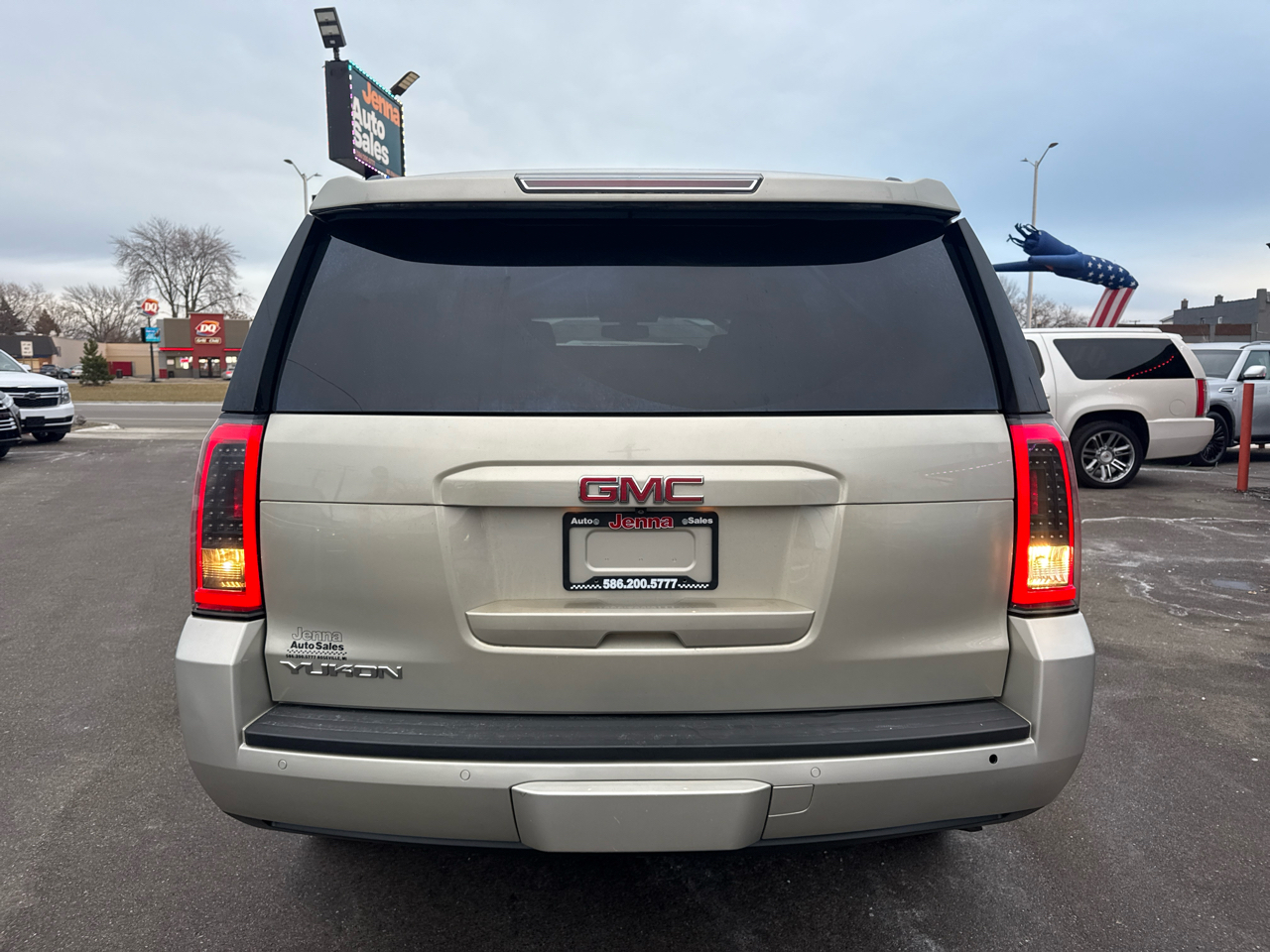 GMC Yukon SLE 4WD 2015