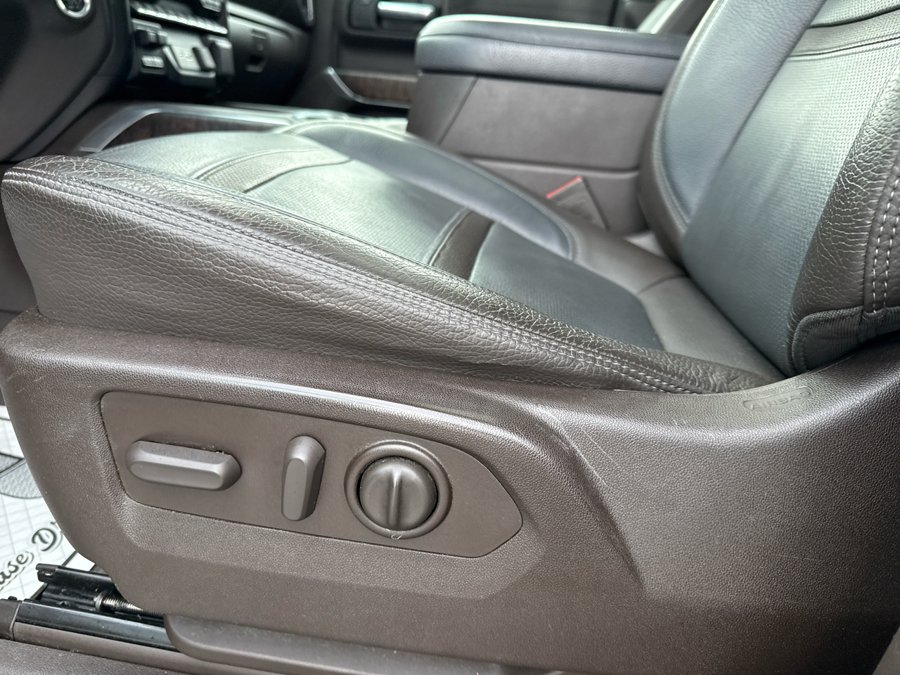 GMC Sierra 1500 Denali Crew Cab Long Box 4WD 2020