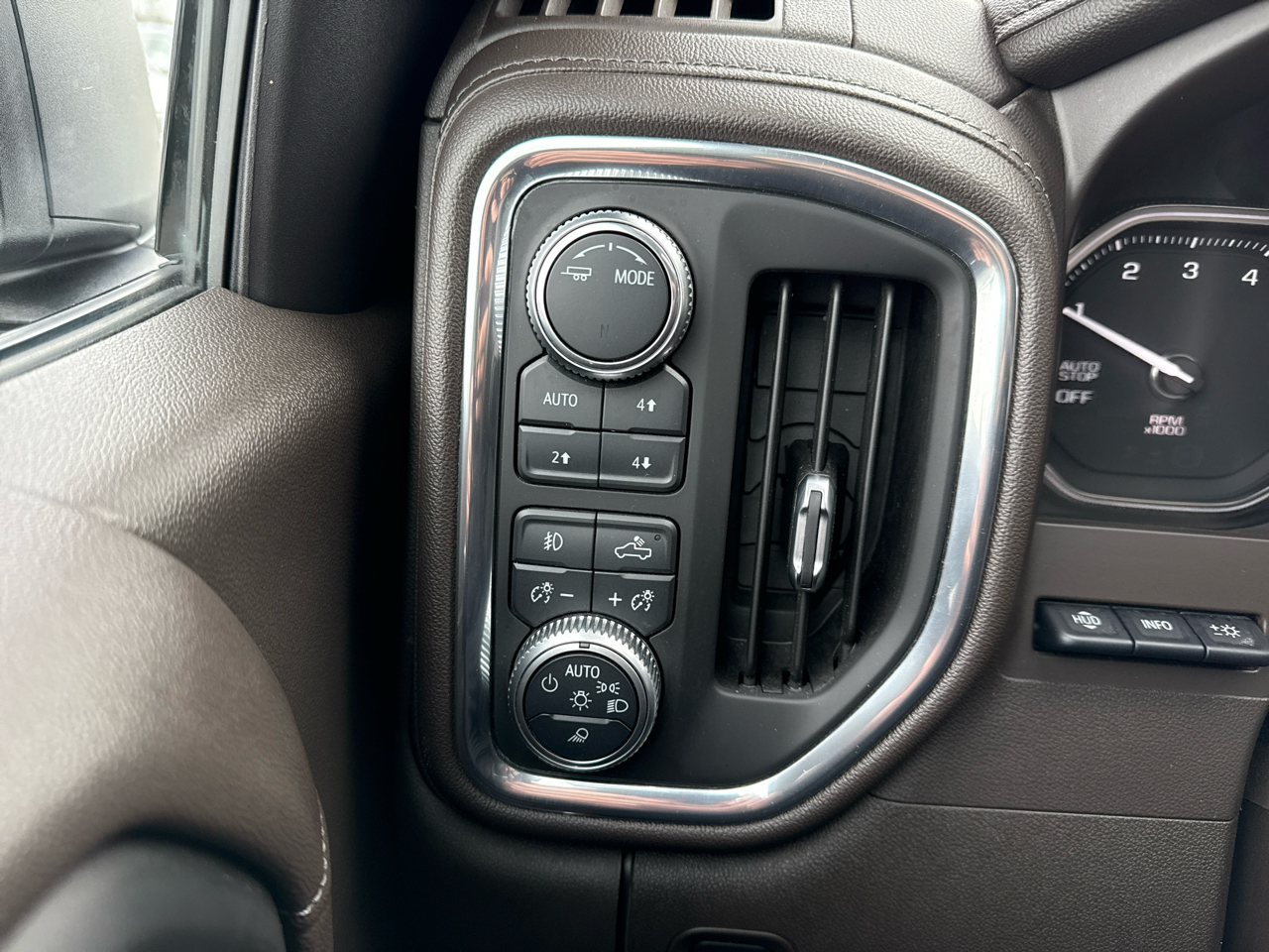 GMC Sierra 1500 Denali Crew Cab Long Box 4WD 2020