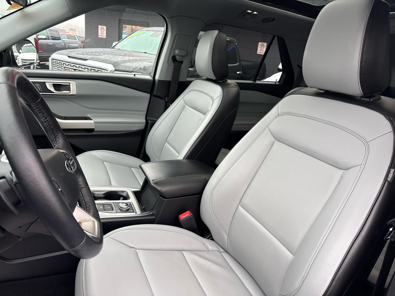 Ford Explorer XLT AWD 2021