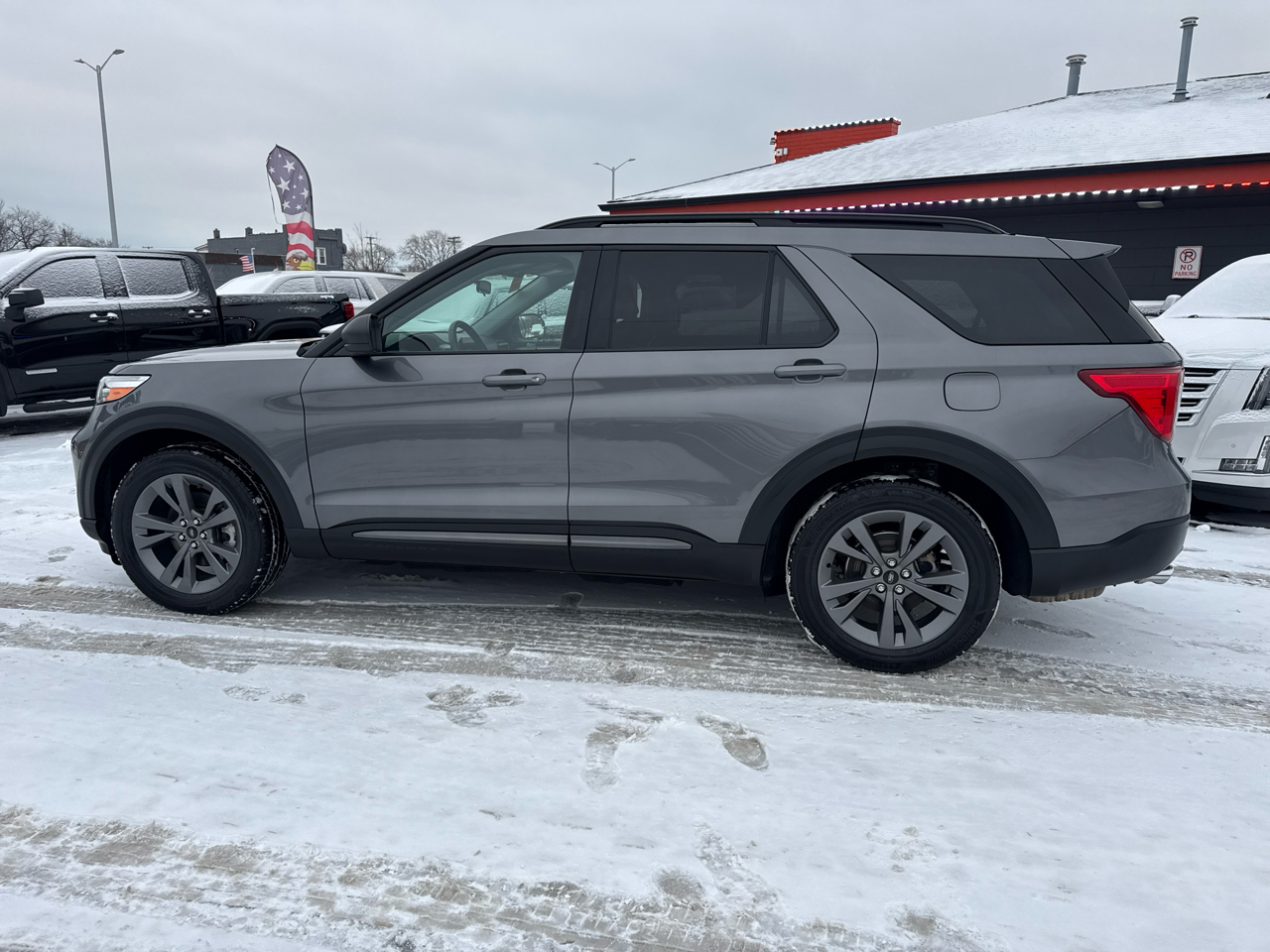 Ford Explorer XLT 4WD 2021