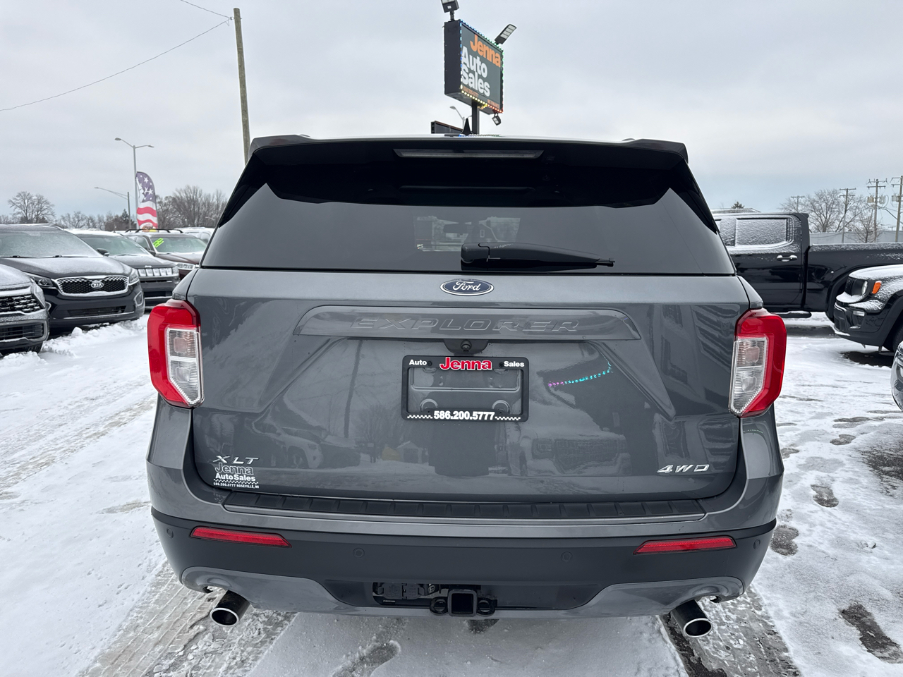 Ford Explorer XLT 4WD 2021