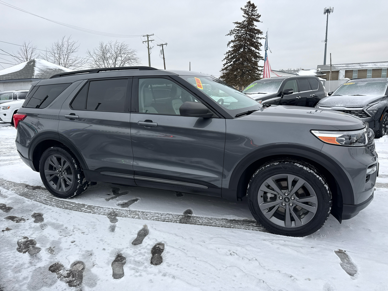 Ford Explorer XLT 4WD 2021