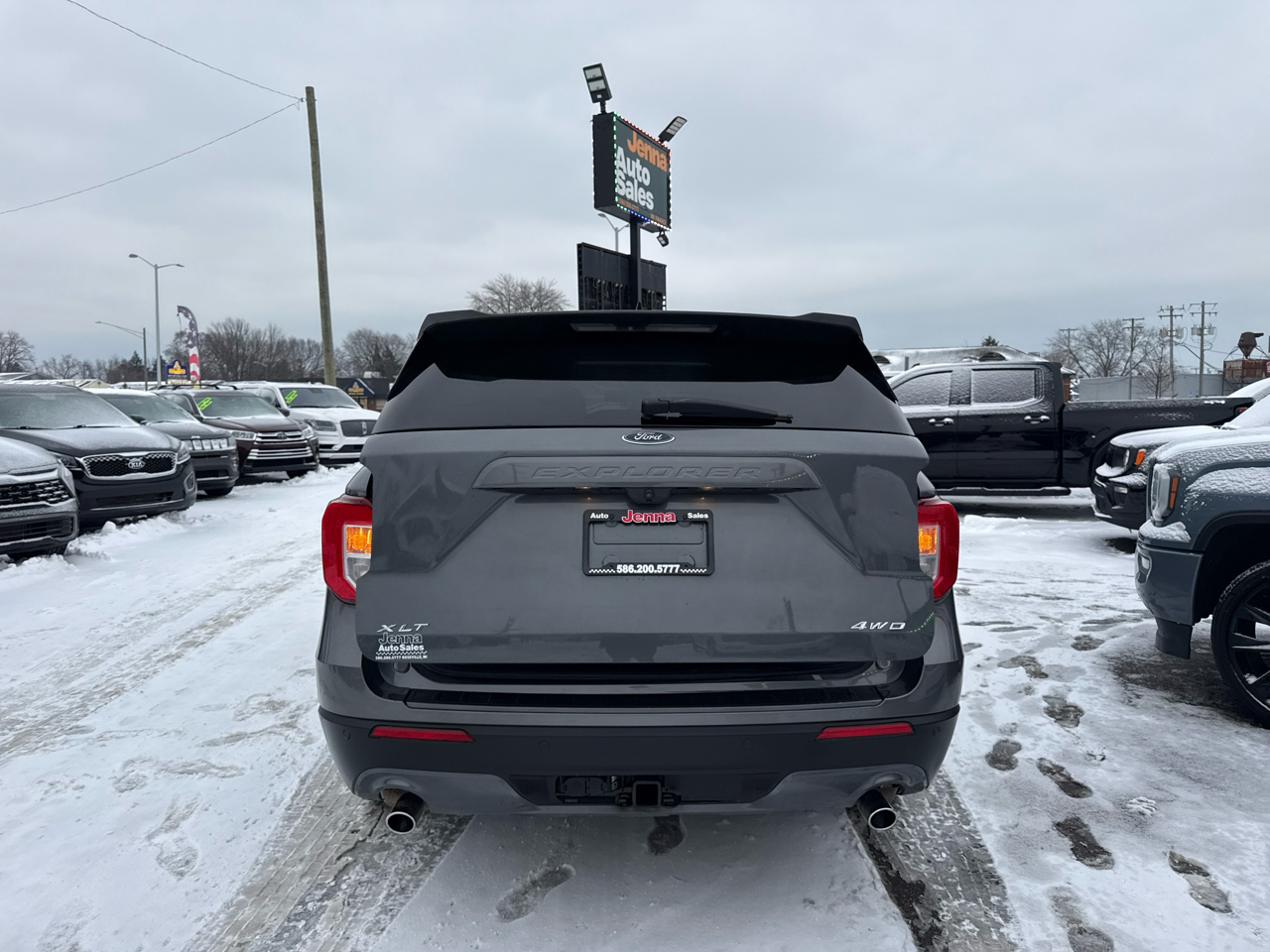 Ford Explorer XLT 4WD 2021