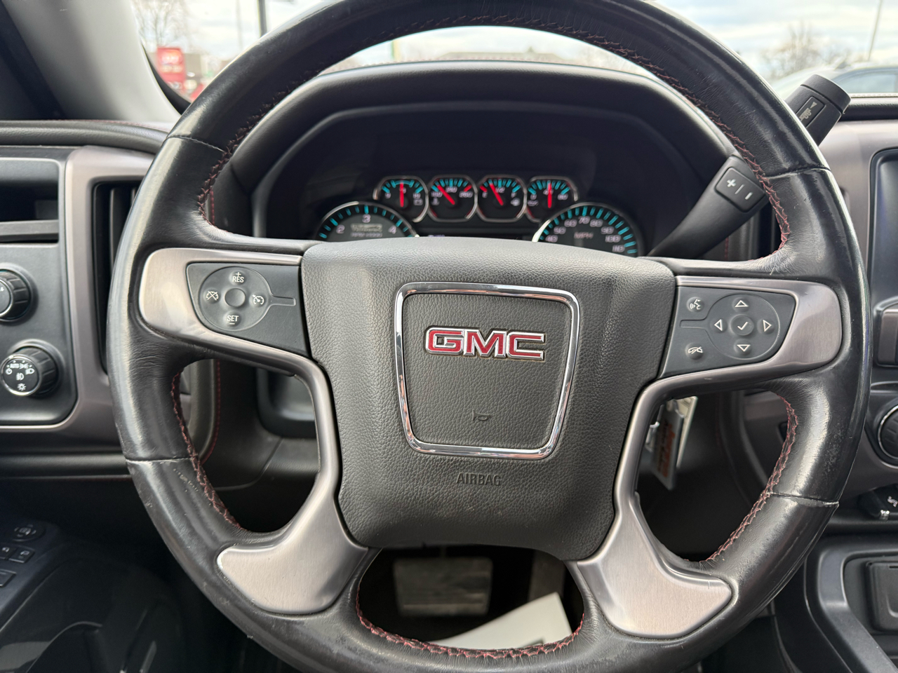 GMC Sierra 1500 SLT Crew Cab Long Box 4WD 2017