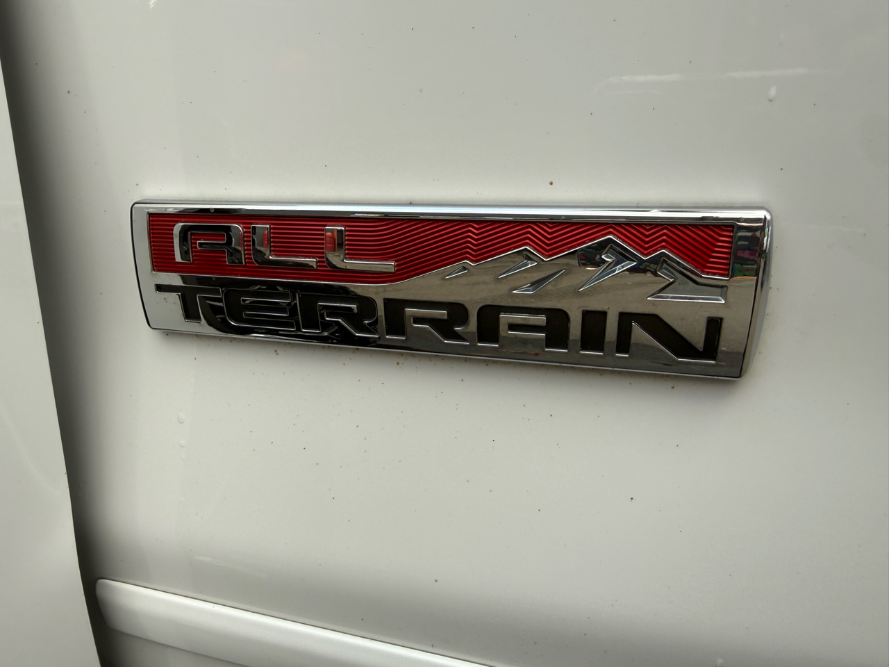 GMC Sierra 1500 SLT Crew Cab Long Box 4WD 2017