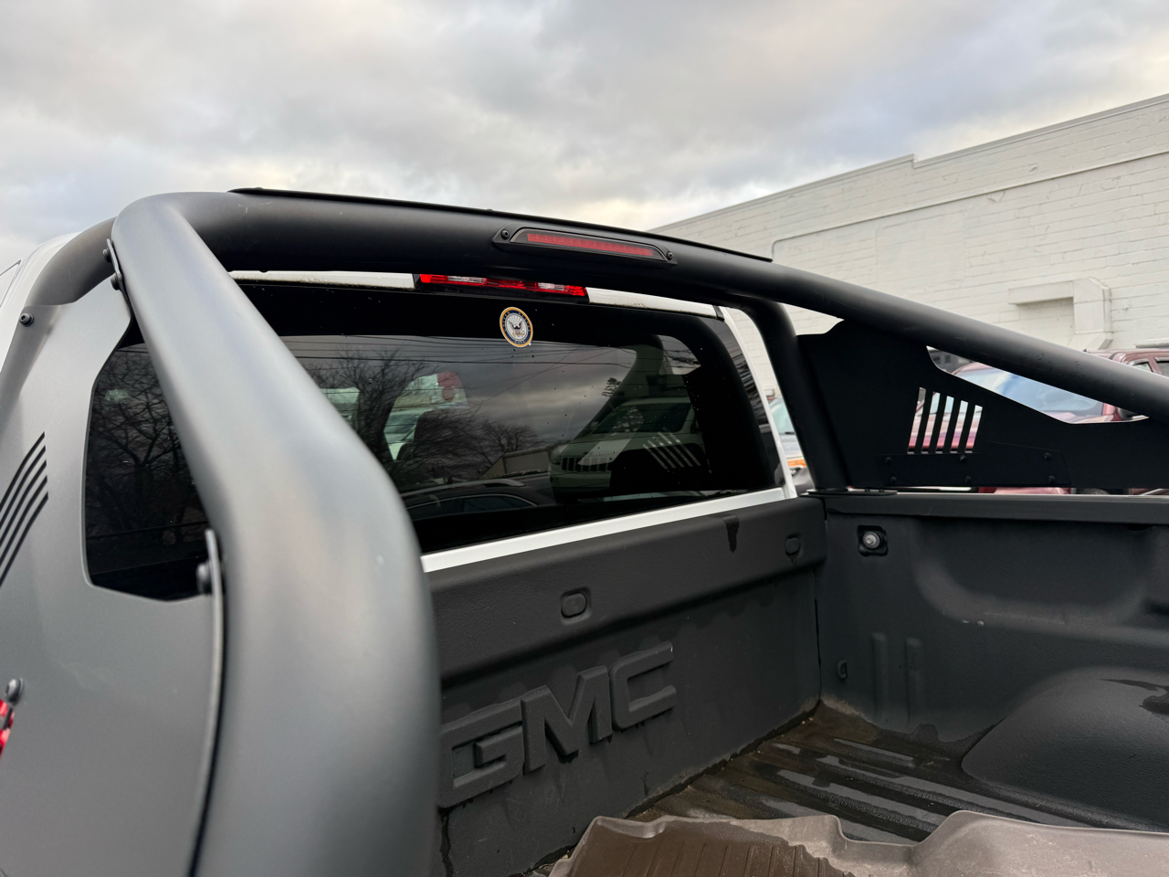 GMC Sierra 1500 SLT Crew Cab Long Box 4WD 2017