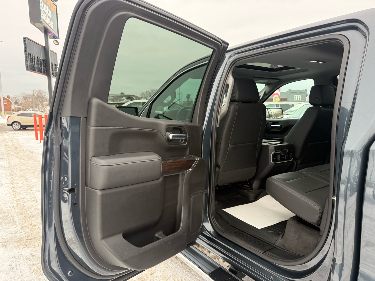 GMC Sierra 1500 SLT Crew Cab Long Box 4WD 2019