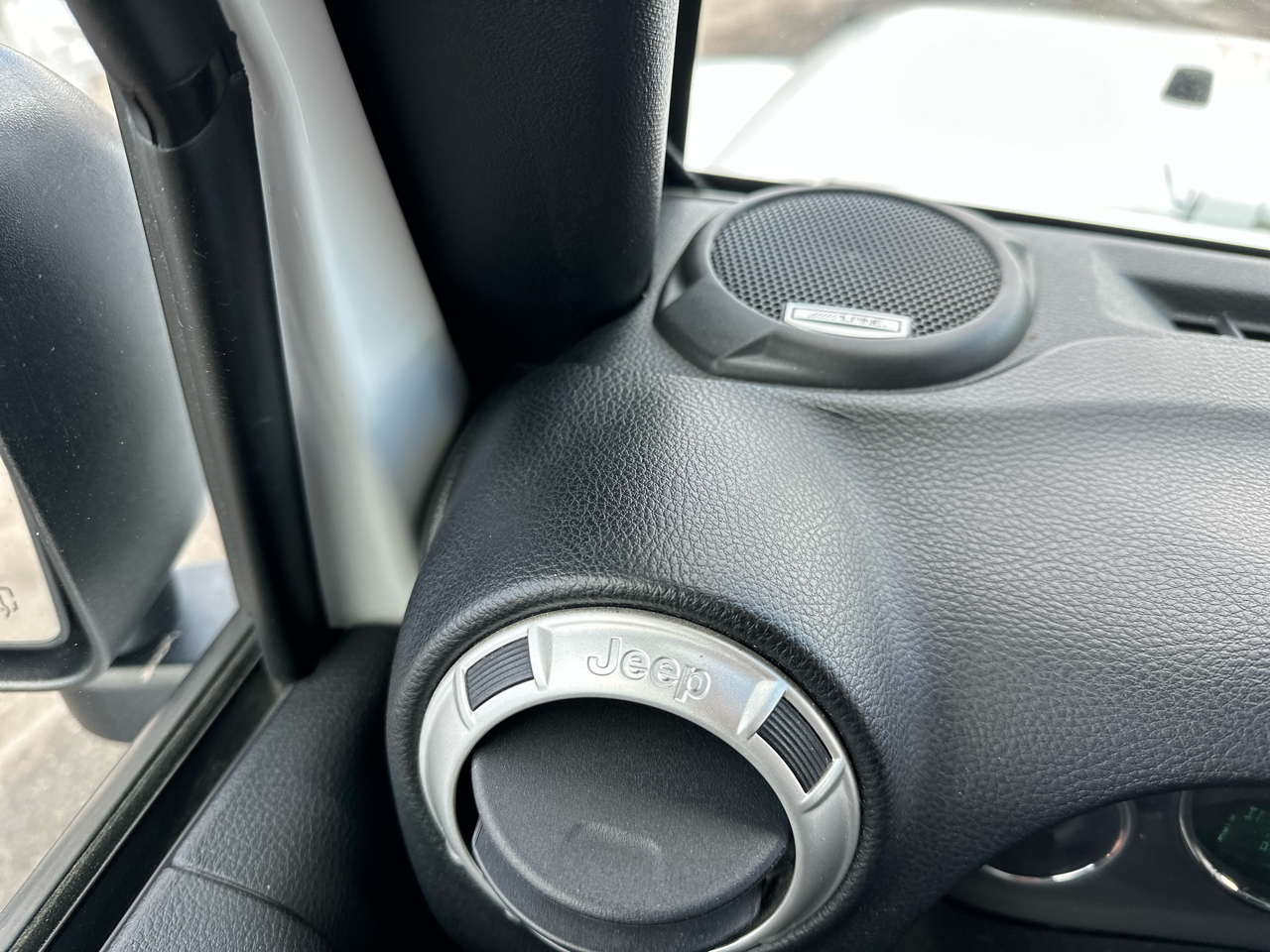 Jeep Wrangler Unlimited Sahara 4WD 2016