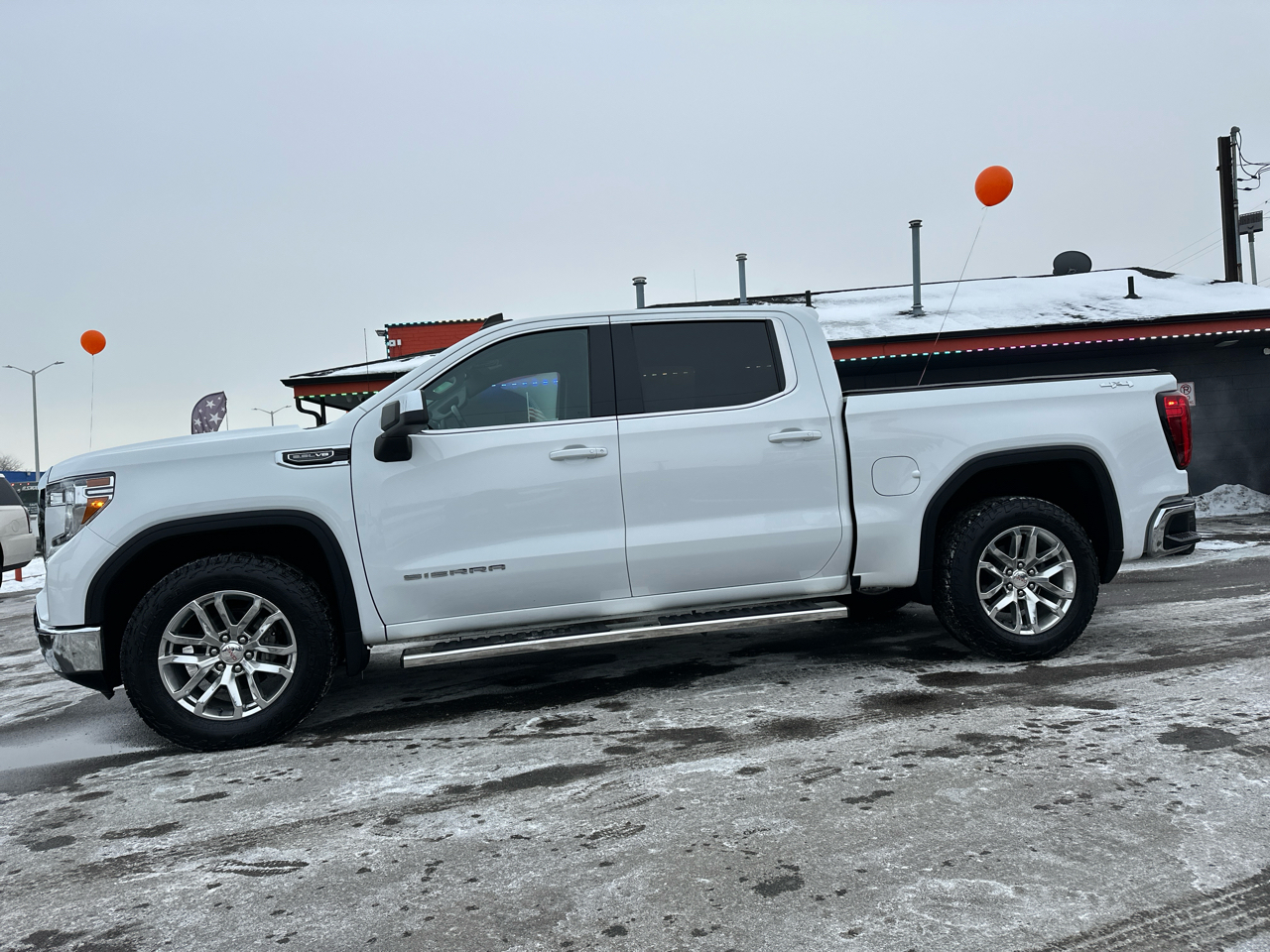 GMC Sierra 1500 SLE Crew Cab Short Box 4WD 2020