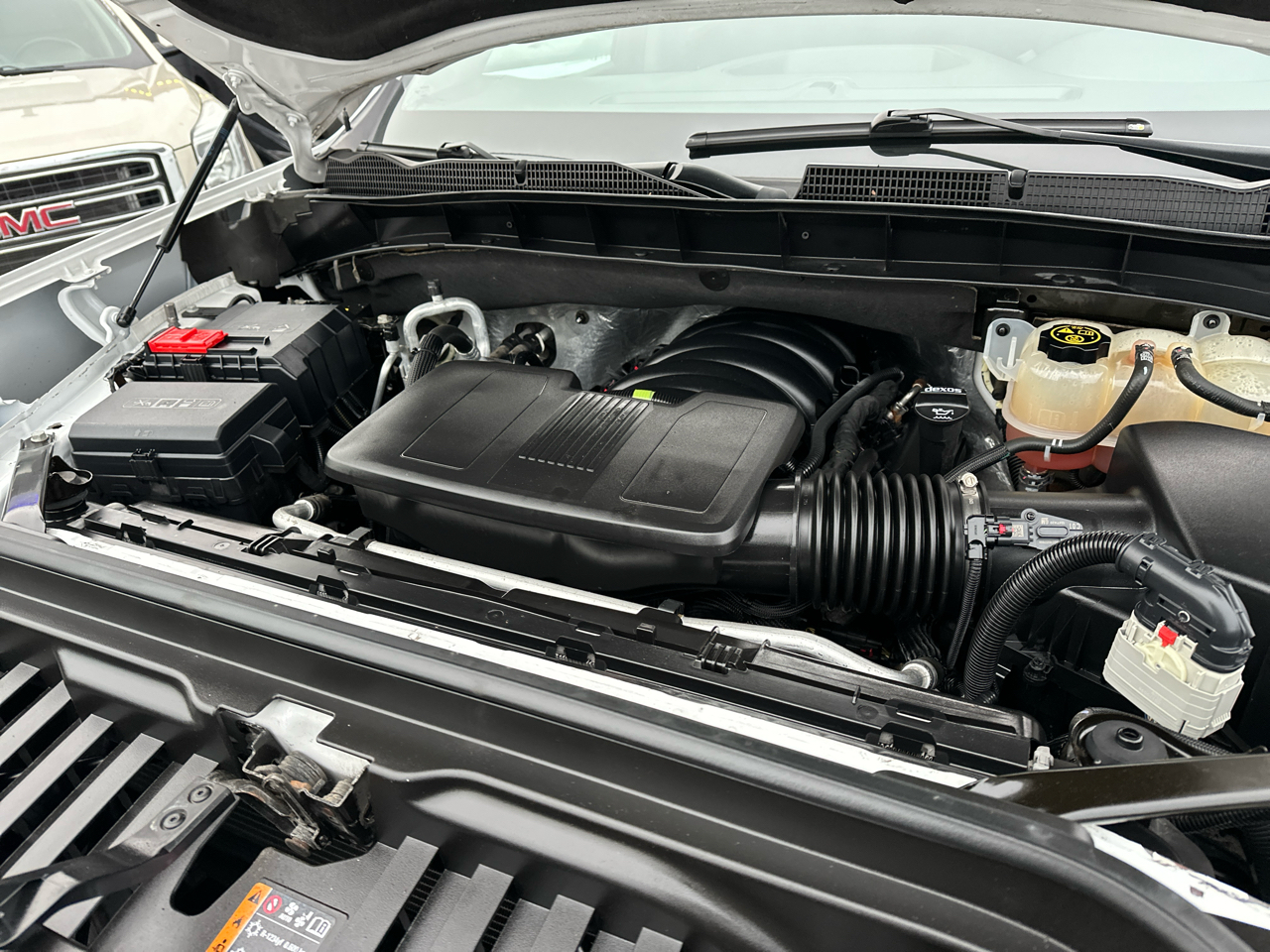 GMC Sierra 1500 SLE Crew Cab Short Box 4WD 2020